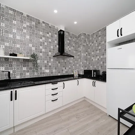 Spacious Stylish *